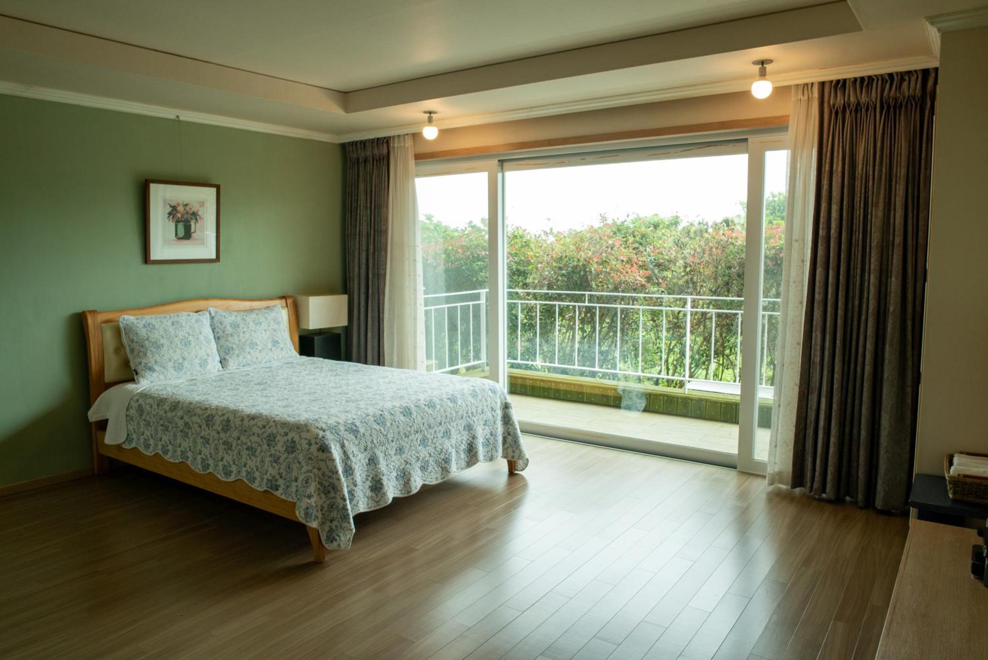 Green Narae Pension Seogwipo Exterior foto